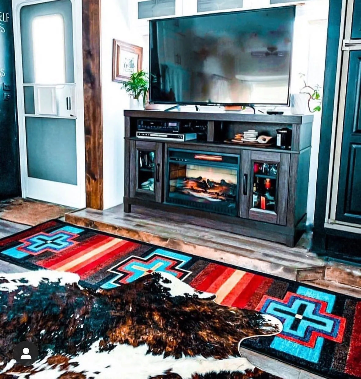 Bountiful Color Area & Accent Rugs