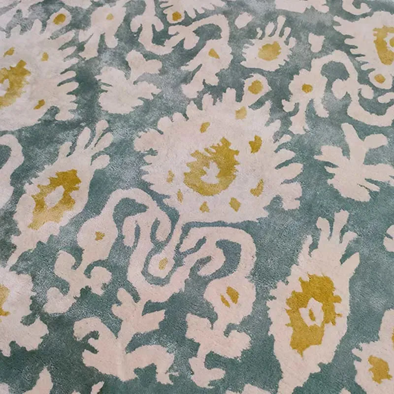 Ikkat Viscose Rug | 8 x 5 Feet