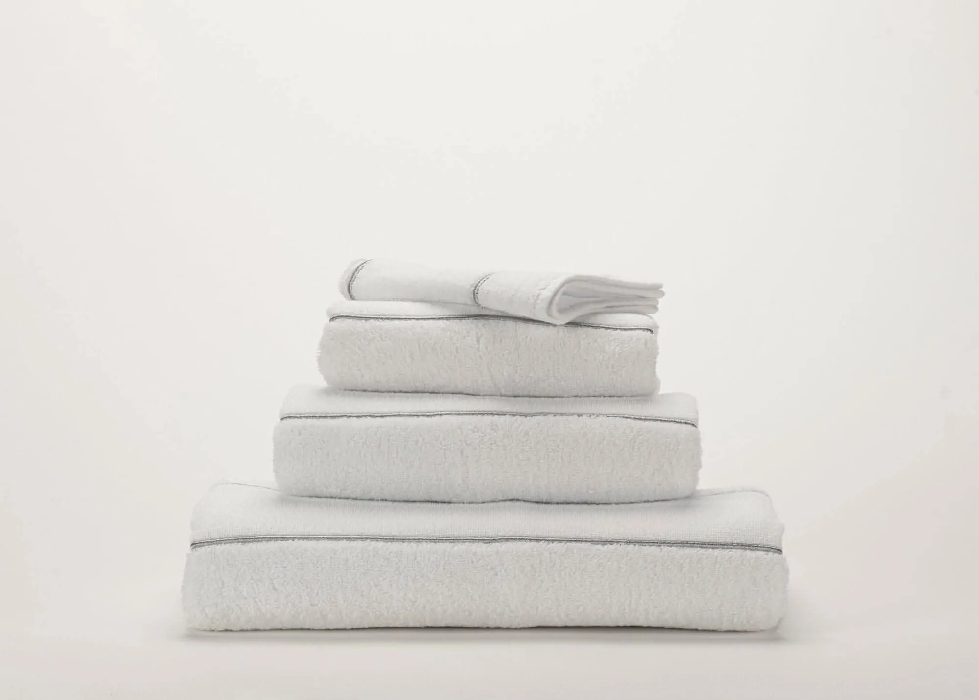 Lara Towels