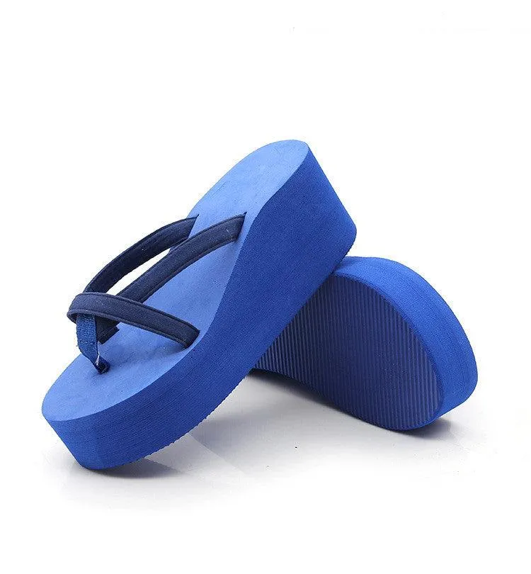 Wedge flip-flops Slippers