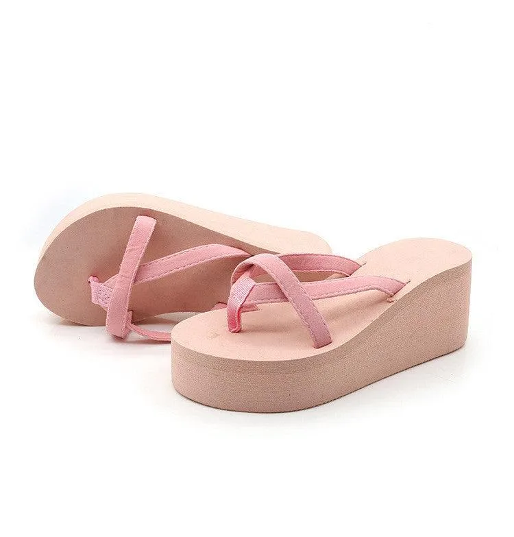 Wedge flip-flops Slippers